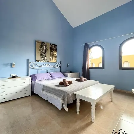 La Ola House Precioso Con Piscina Corralejo