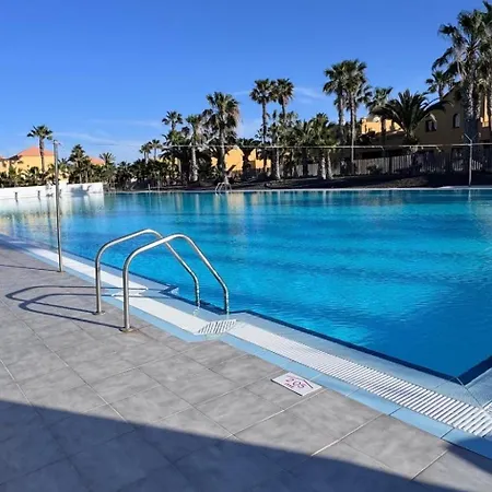 公寓 La Ola House Precioso Con Piscina 科拉雷侯